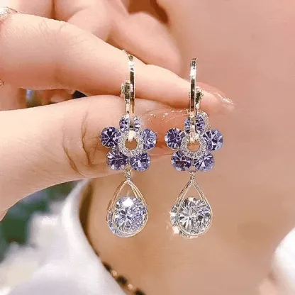 💥Super promozione ora!!!!!!🔥Orecchini di cristallo con fiori alla moda