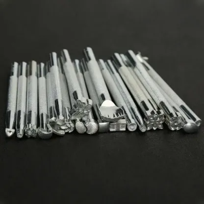 【20 pezzi】Set di utensili per la lavorazione della pelle e punzone per timbri in pelle. Strumenti per la lavorazione della pelle in metallo
