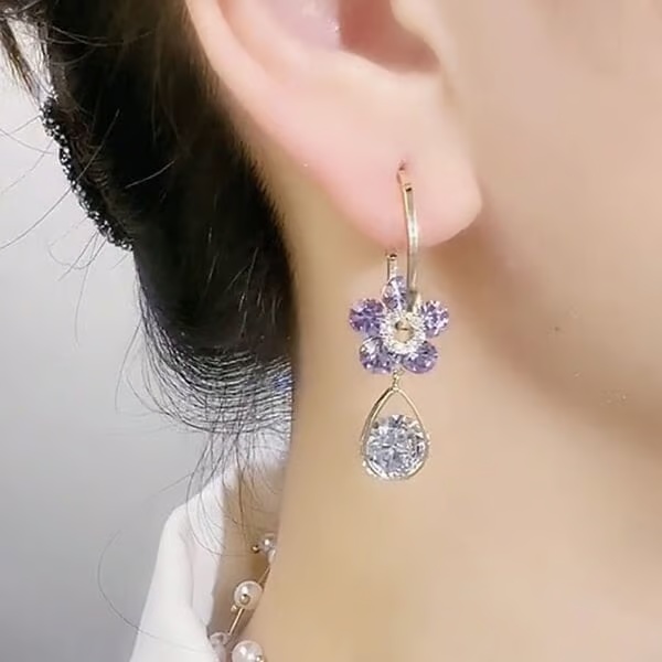 💥Super promozione ora!!!!!!🔥Orecchini di cristallo con fiori alla moda