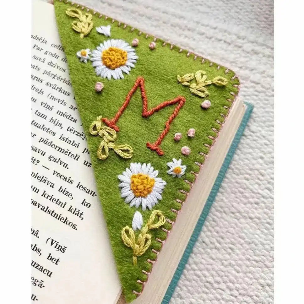 Personalized Embroidered Book Triangle Felt Corner Bookmark Custom One Letter Four Seasons Styles-larkway tradelink