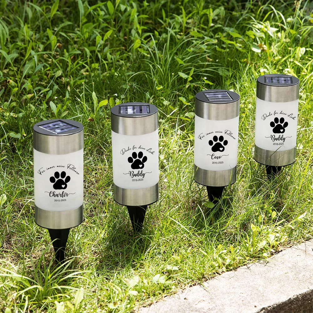 Personalisiertes Hund Katze Pfotenabdruck Wasserdichtes Solar Gartenlicht mit Namen Text Jahr Garten Deko Andenken Geschenk für Haustiertrauernde