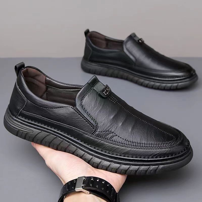 Slip-on casual leather shoes