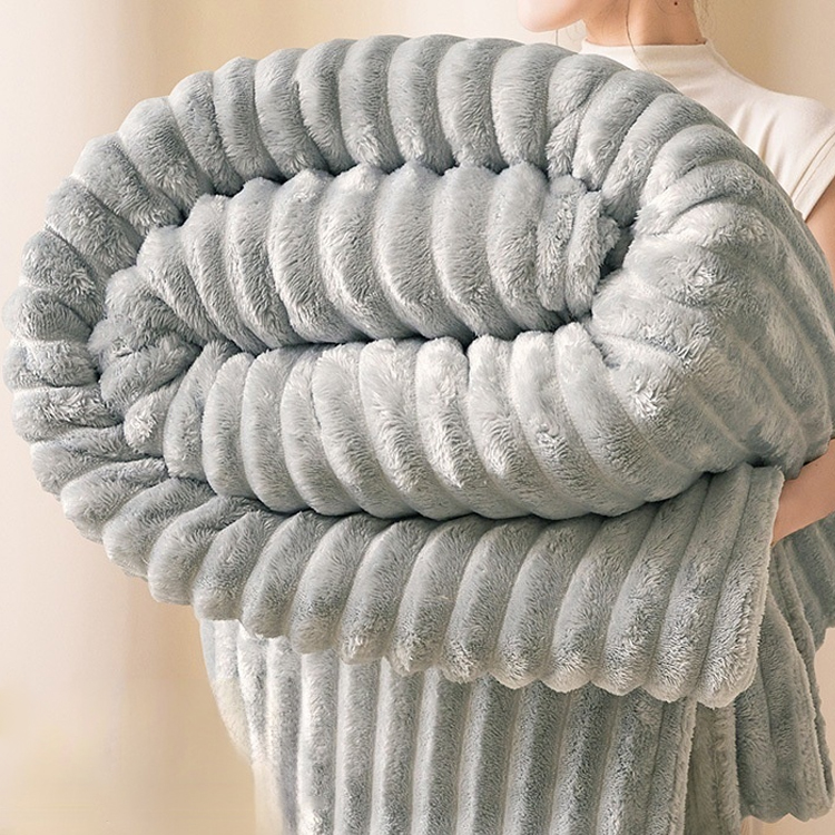 ✨Multi-functional Rabbit Hair Quick-Heating Blanket, non-sticky, and incredibly warm!