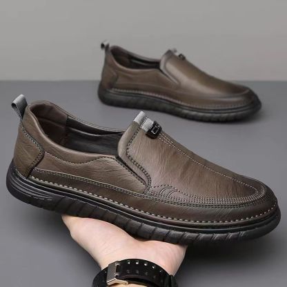 Slip-on casual leather shoes