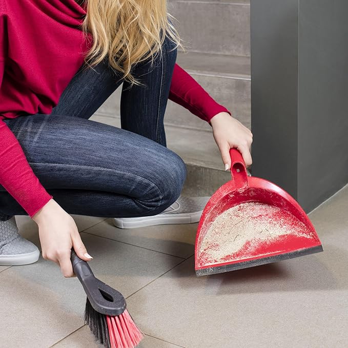 2in1 Kehrset mit extra Borsten für Sauberkeit in den Ecken, Handfeger & Kehrschaufel, Farbe Rot, 1er Pack