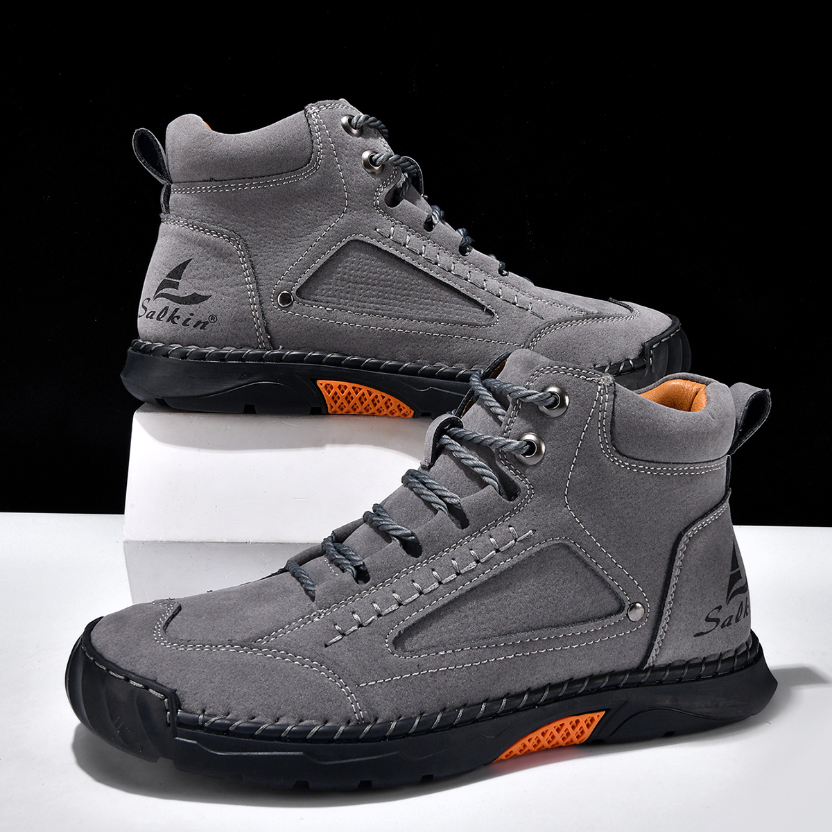 Men Can’t Get Enough of These Cozy Walking Shoes