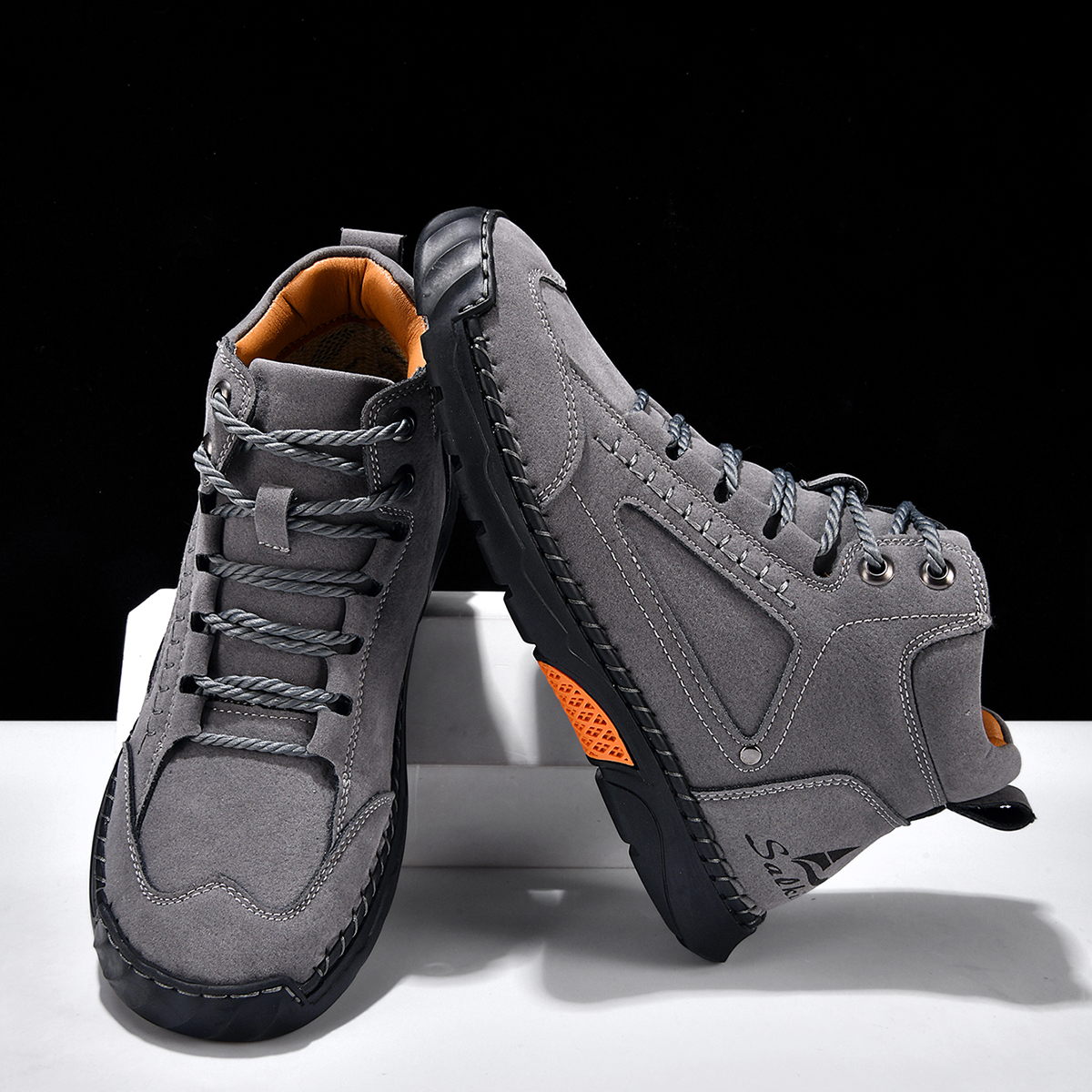 Men Can’t Get Enough of These Cozy Walking Shoes