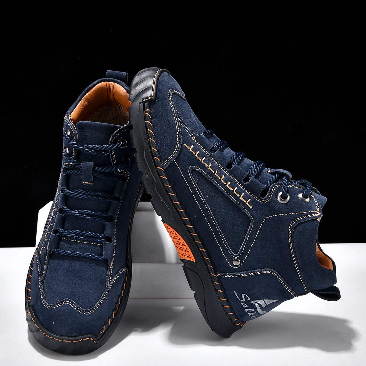 Men Can’t Get Enough of These Cozy Walking Shoes