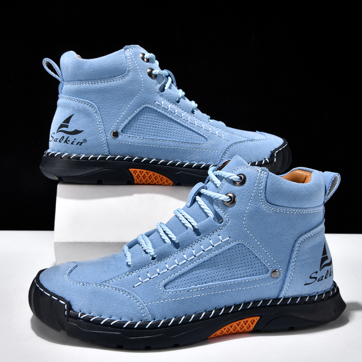 Men Can’t Get Enough of These Cozy Walking Shoes