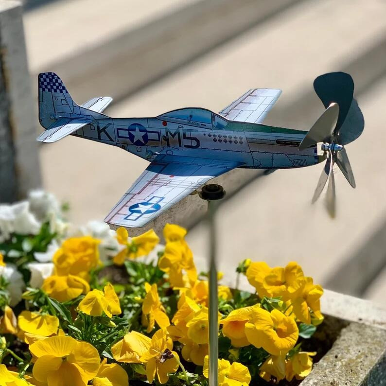 Airplane wind spinner aircraft pinwheel