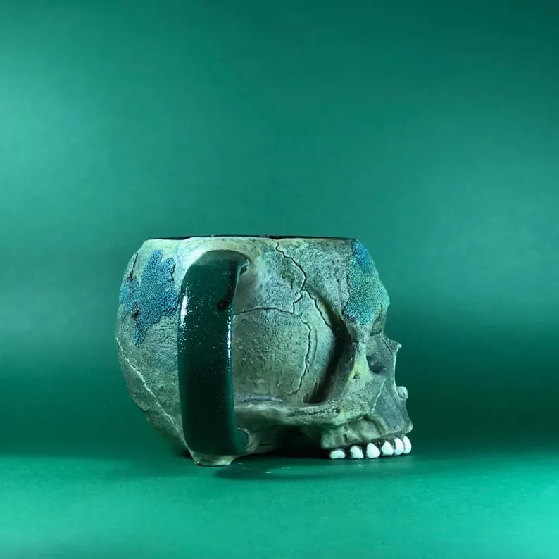 🔥💀Mossy Skull Mug