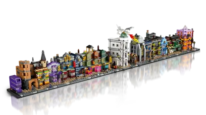 Diagon Alley™ Wizarding Shops