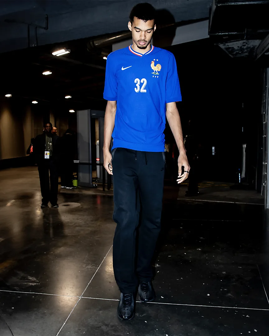 Nitheke Atheir Mtheax Dthen