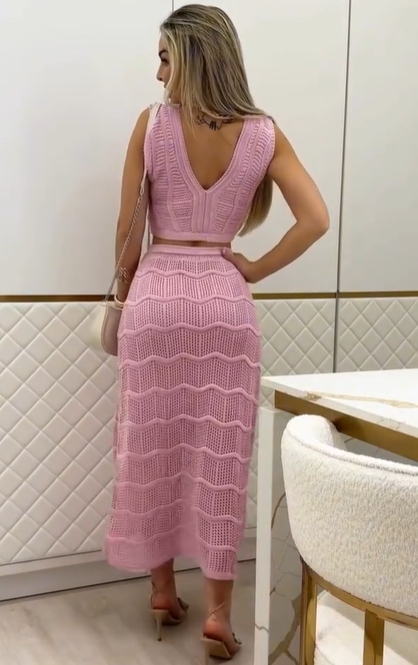 Stylish Knitted Two-Piece Set with V-Neck Design