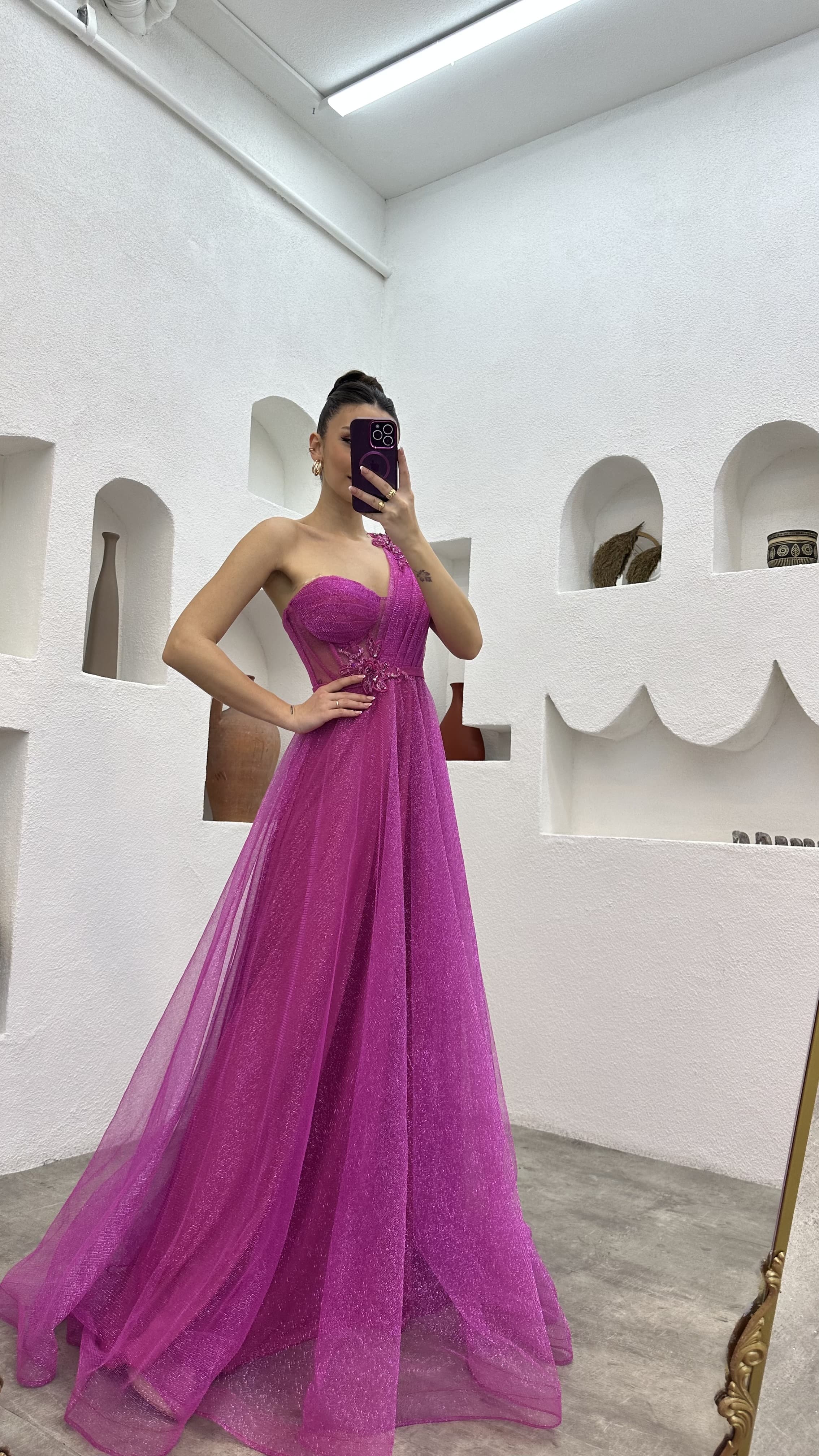 ONE SHOULDER EMBROIDERY DETAIL GLITTERY TULLE EVENING DRESS