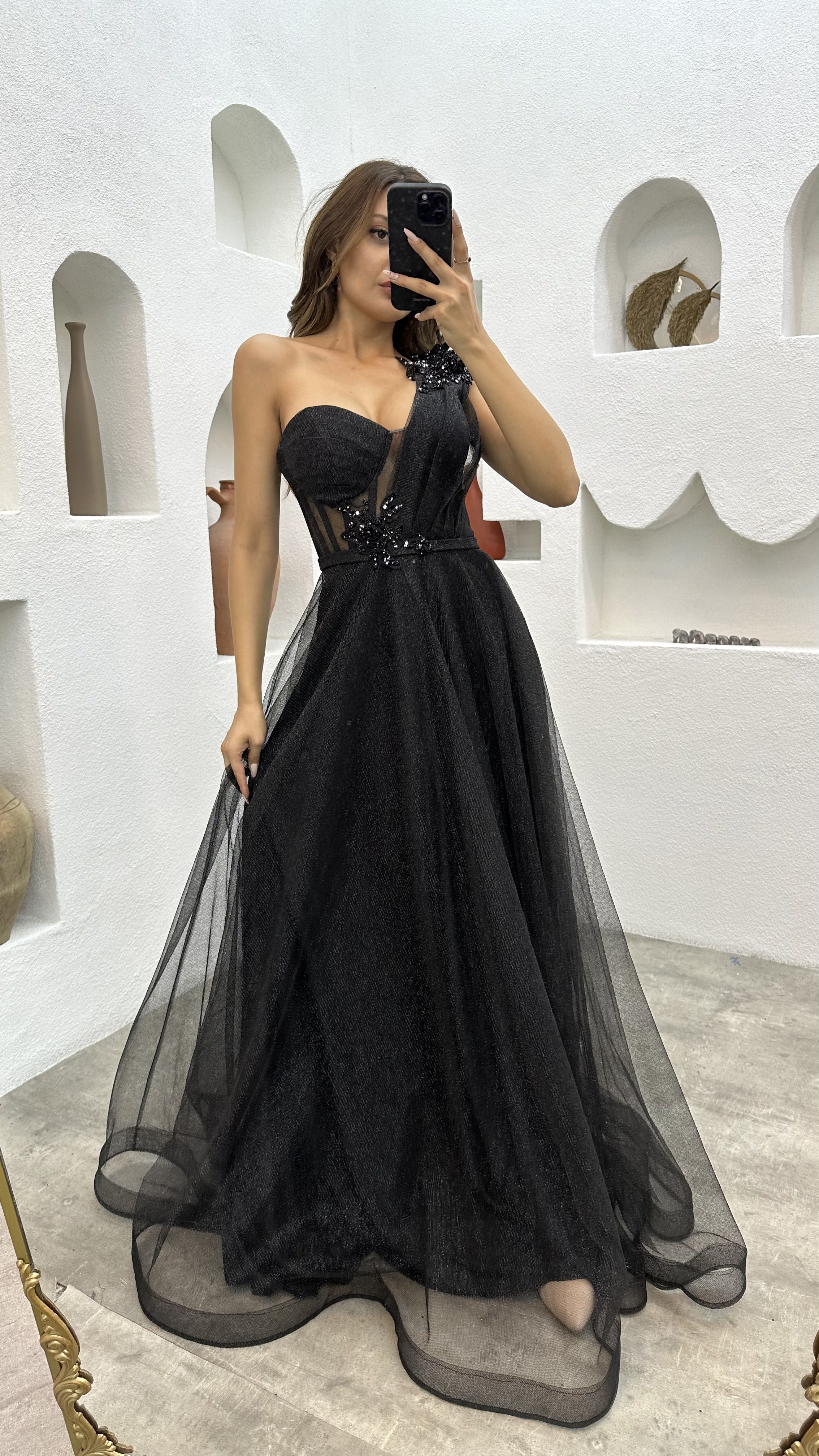 ONE SHOULDER EMBROIDERY DETAIL GLITTERY TULLE EVENING DRESS