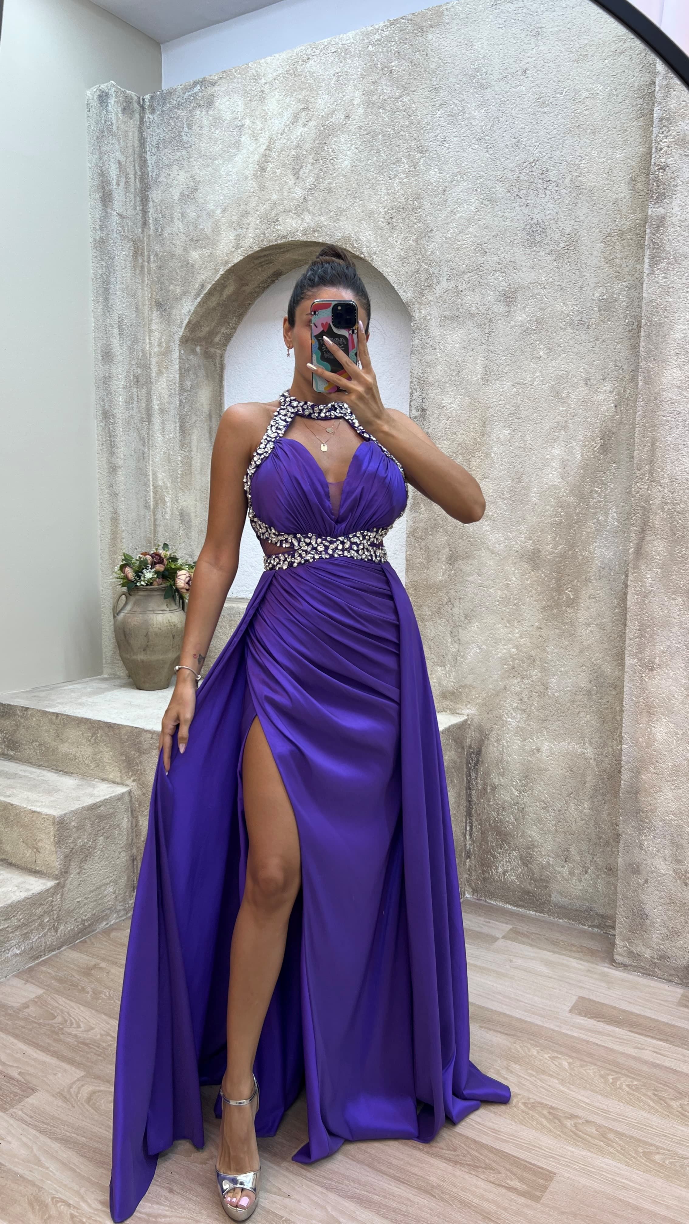 Neck And Waist Detail Stone Embroidered Satin Evening Dress