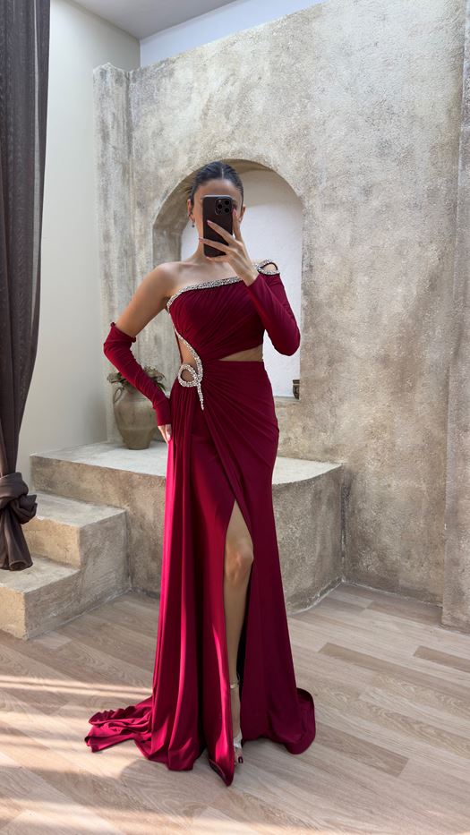 STRAPLESS WAIST DETAIL STONE EMBROIDERED DESIGN SATIN EVENING DRESS
