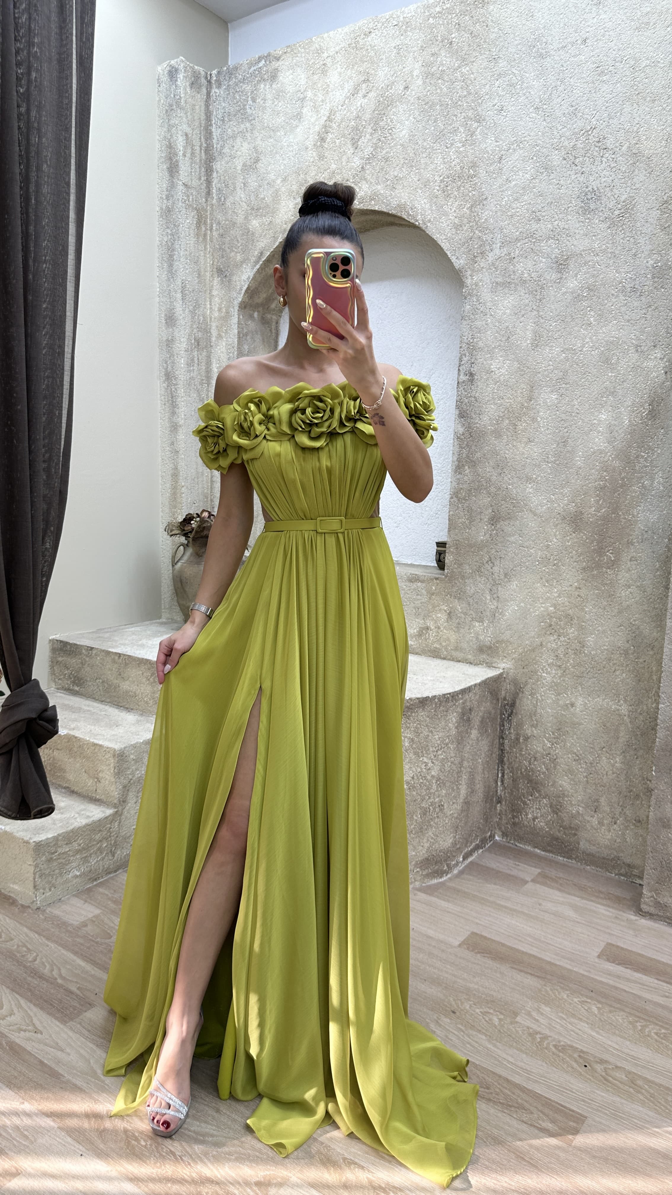 STRAPLESS CHEST ROSE WAIST DETAIL DESIGN EVENING DRESS