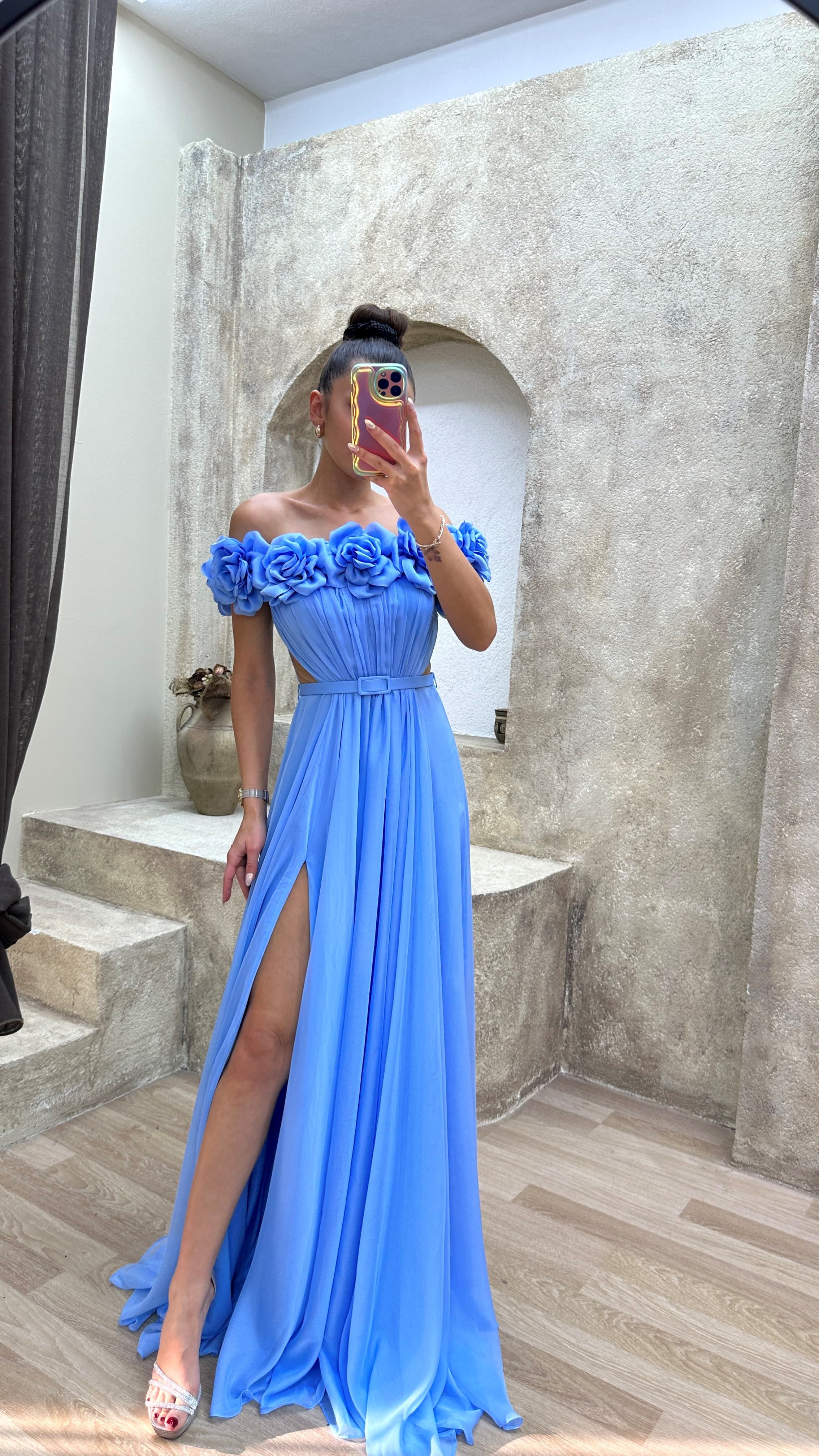 STRAPLESS CHEST ROSE WAIST DETAIL DESIGN EVENING DRESS