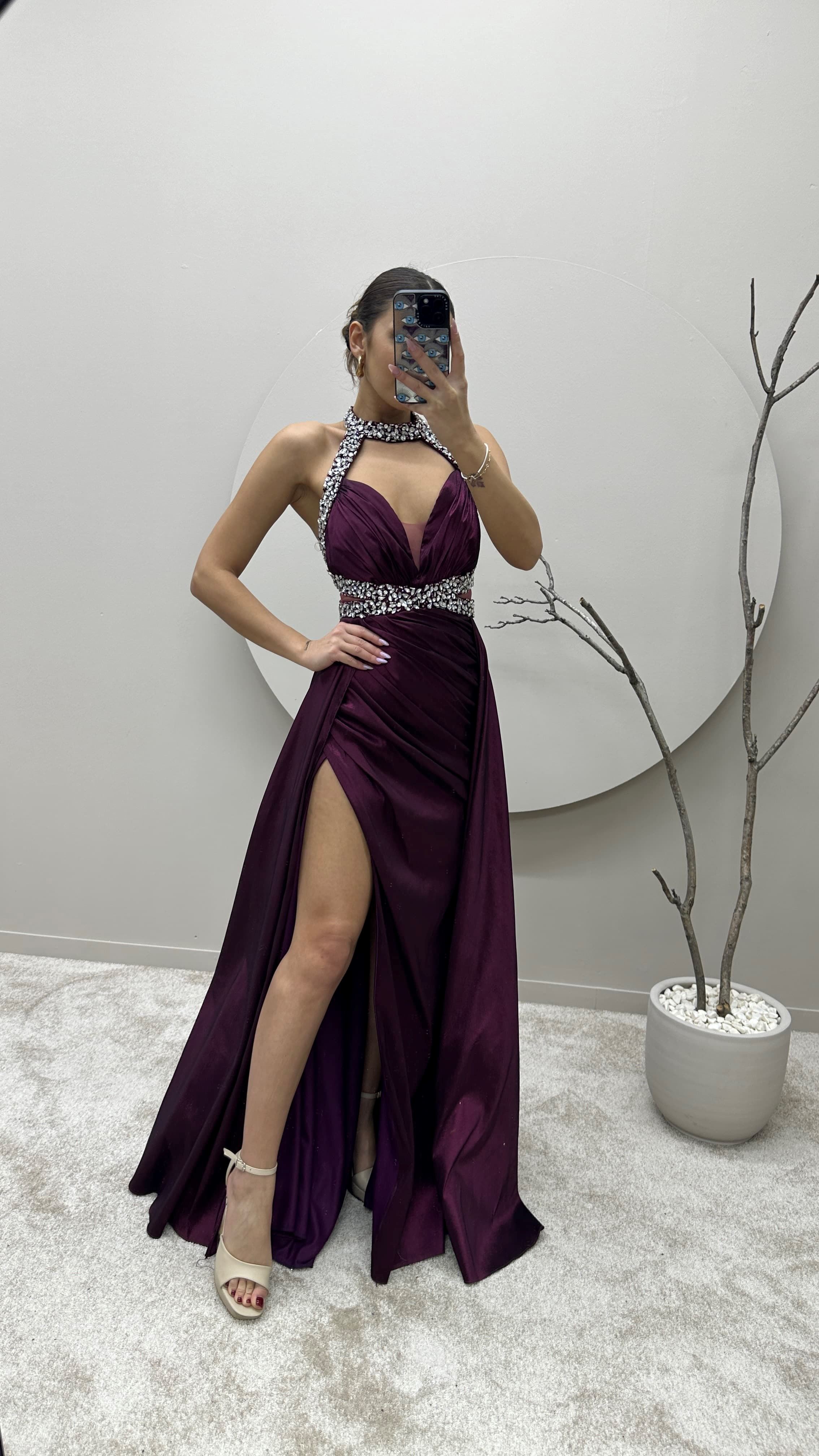 Neck And Waist Detail Stone Embroidered Satin Evening Dress