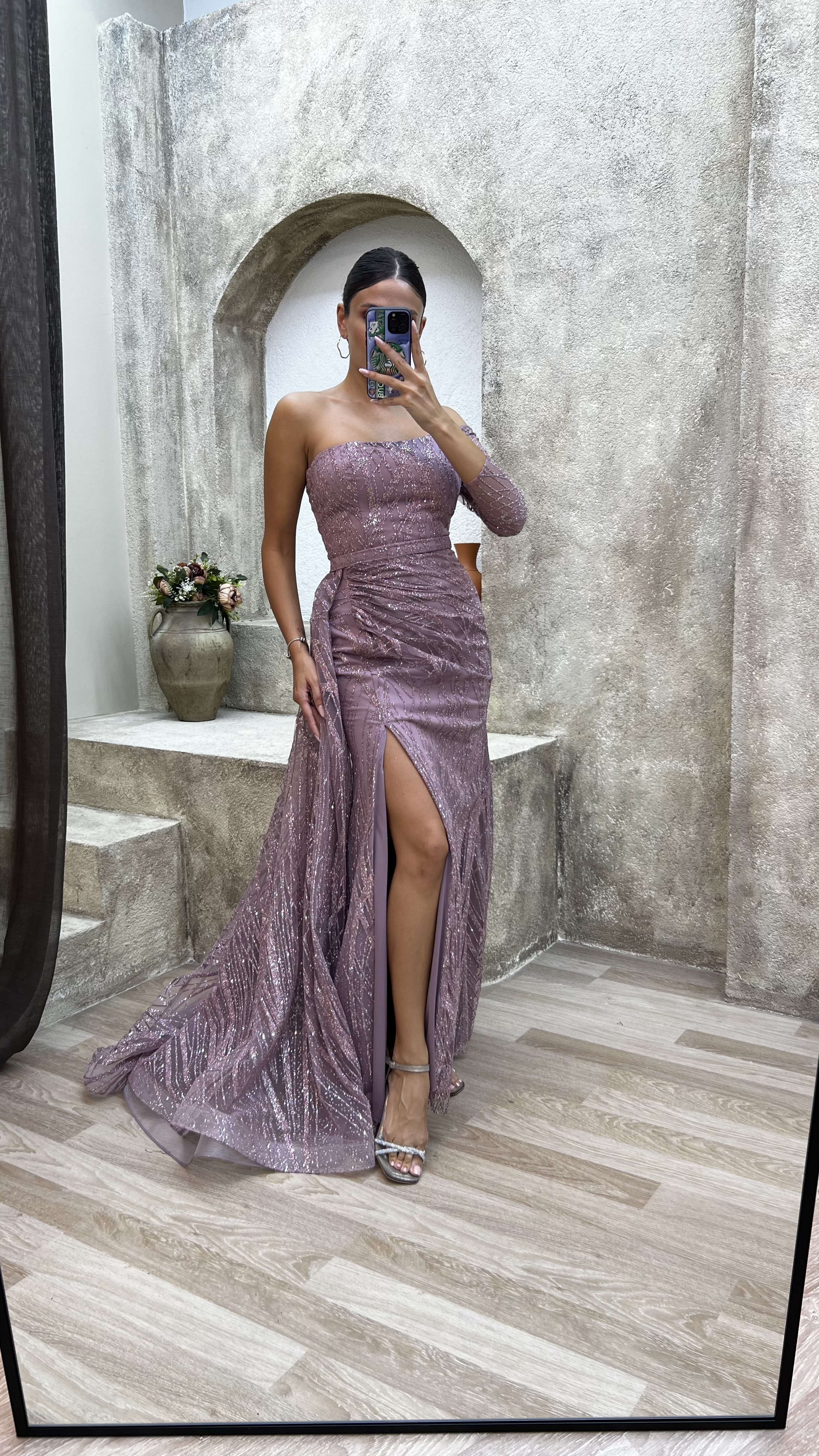 STRAPLESS SINGLE SLEEVE EMBROIDERED DETAIL DESIGN EVENING DRESS