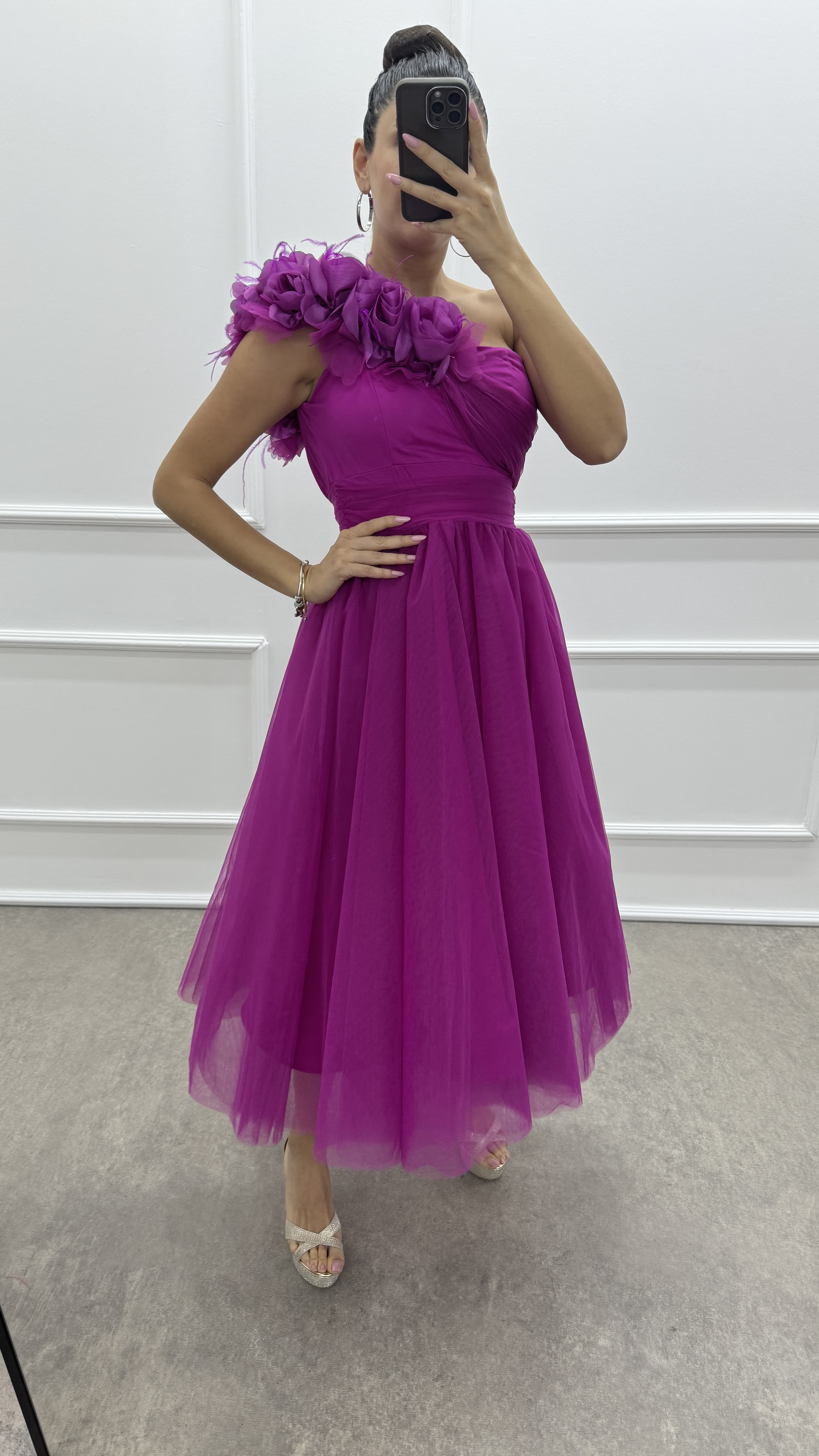 SHOULDER FLOWER DETAIL DESIGN TULLE DRESS