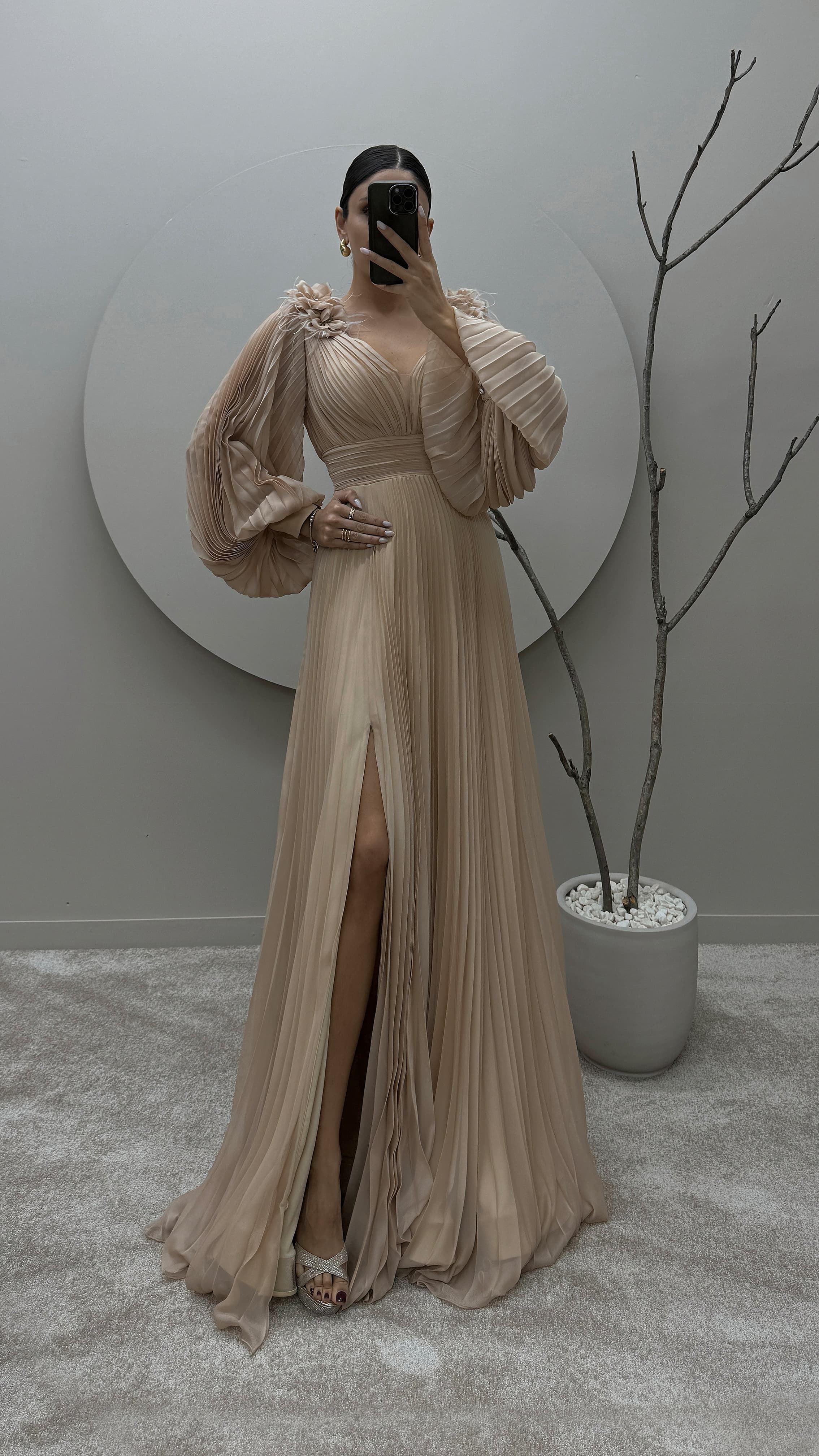 SLEEVE PLEATED SHOULDER DETAIL DESIGN DRESS