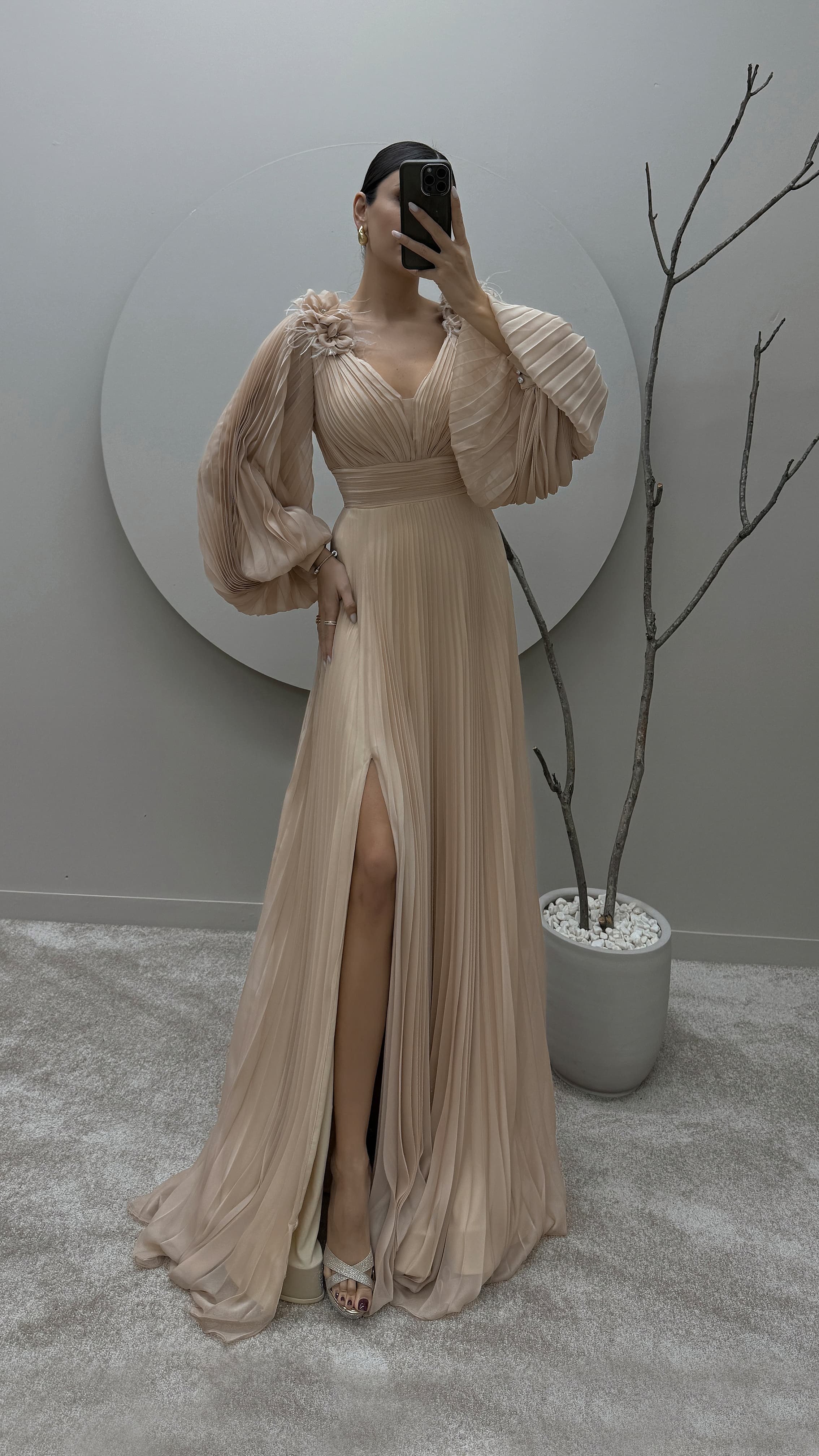 SLEEVE PLEATED SHOULDER DETAIL DESIGN DRESS