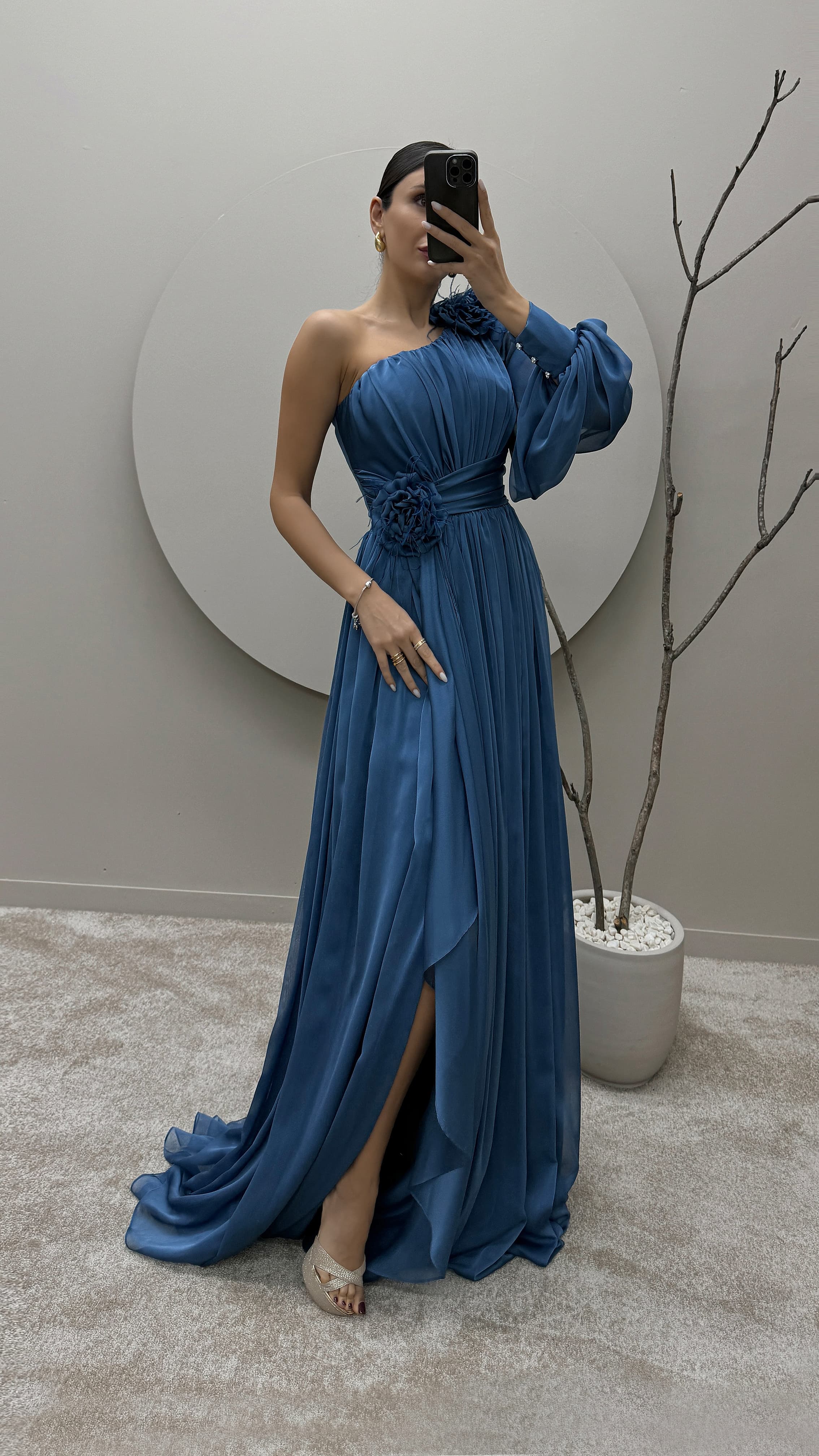 SINGLE SLEEVE SHOULDER AND WAIST ROSE DETAIL DESIGN DRESS