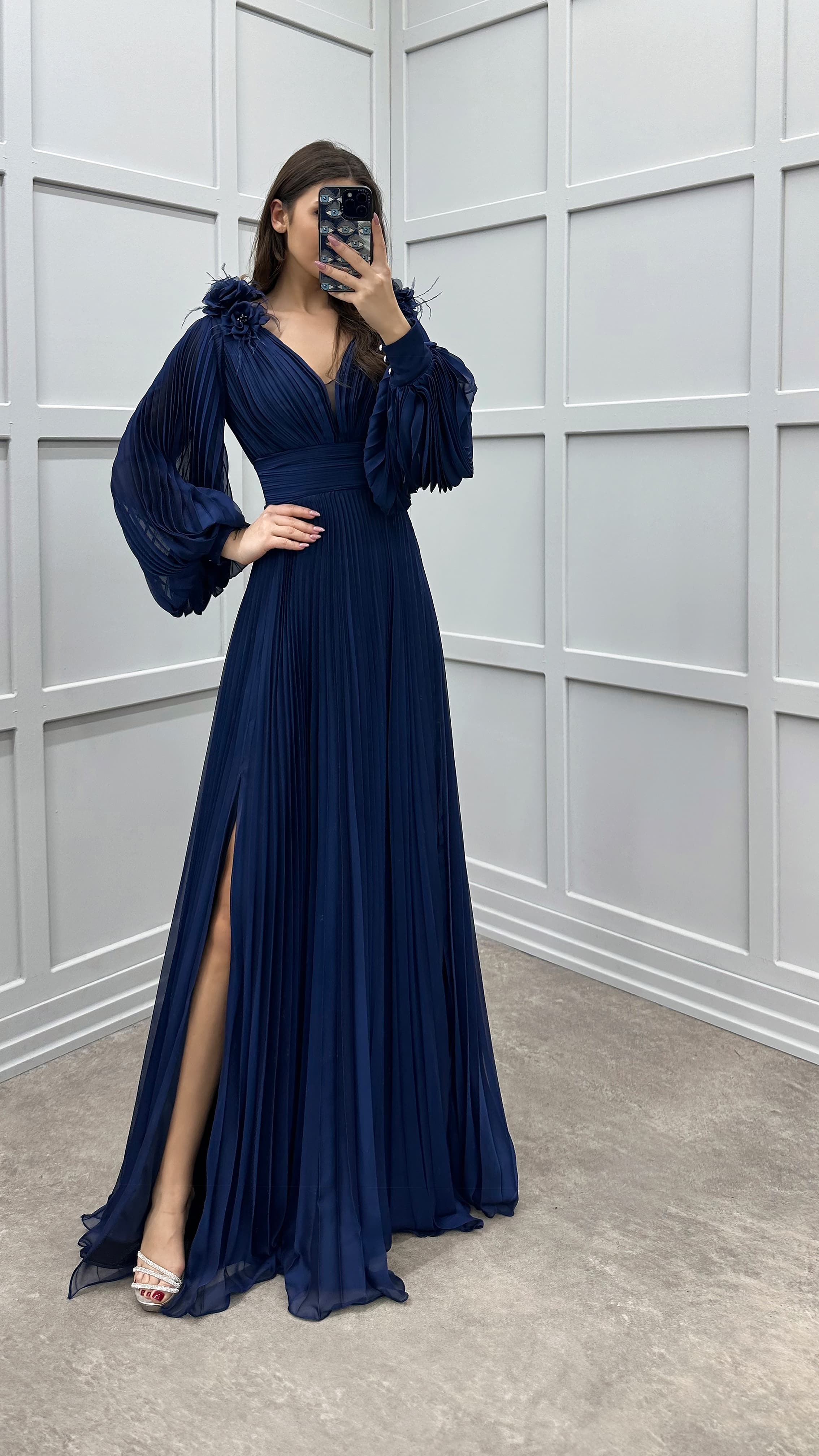 SLEEVE PLEATED SHOULDER DETAIL DESIGN DRESS
