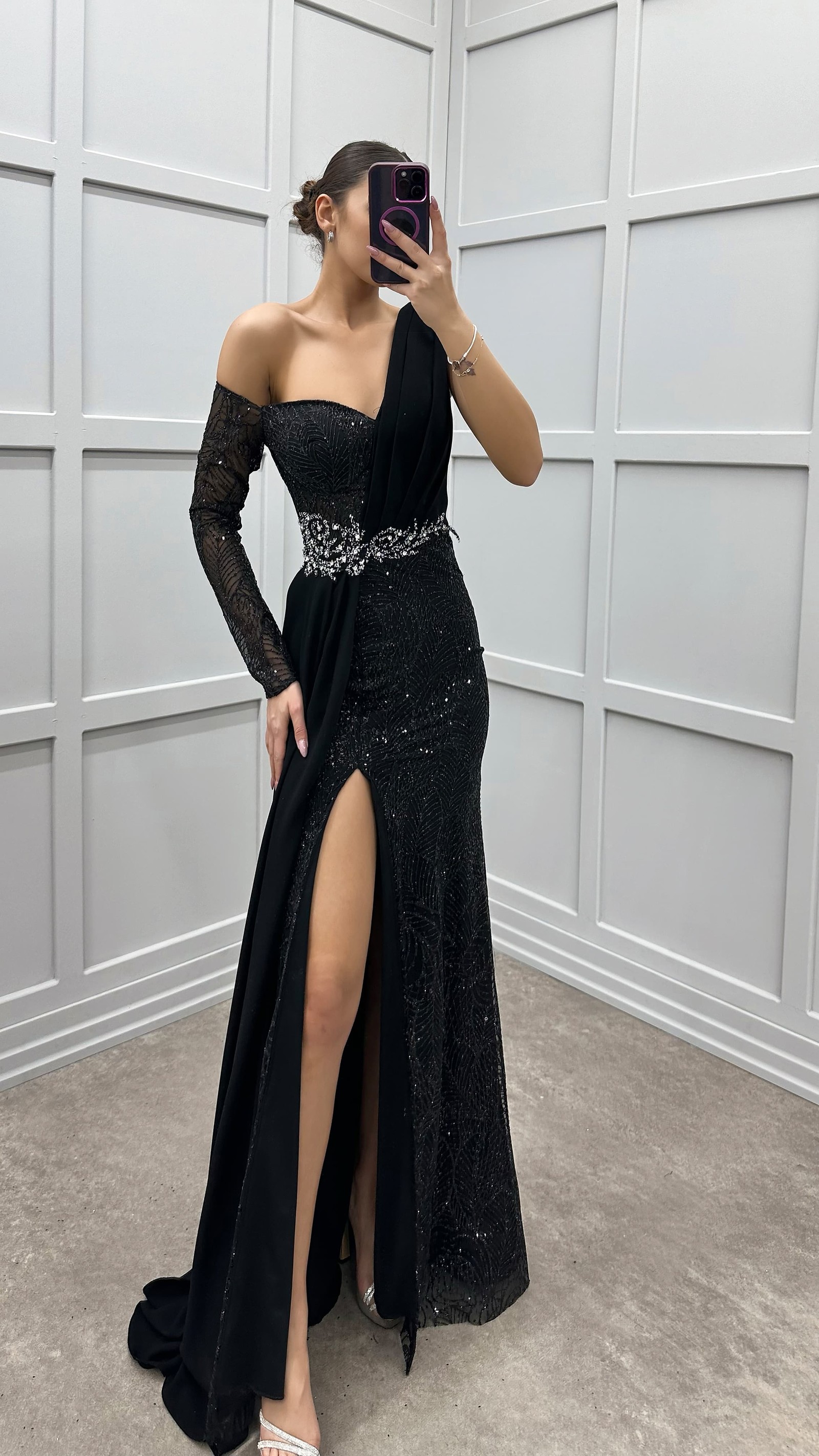 BLACK SINGLE SLEEVE WAIST STONE EVENING DRESS