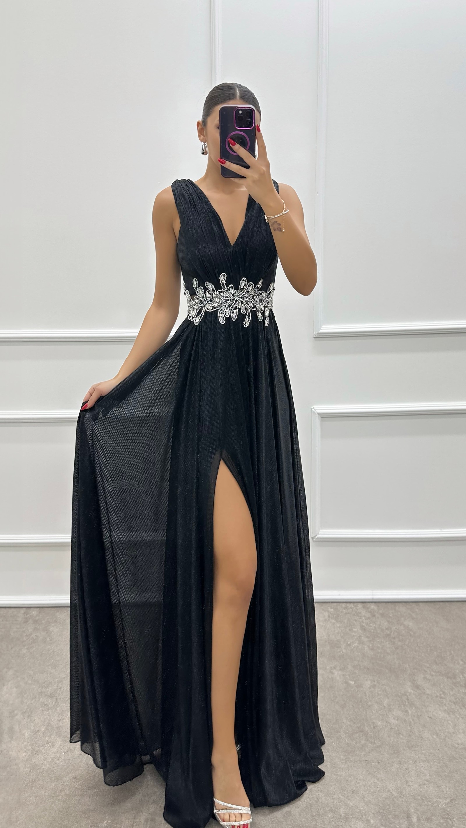 GREY V-NECK WAIST EMBROIDERED DESIGN DRESS