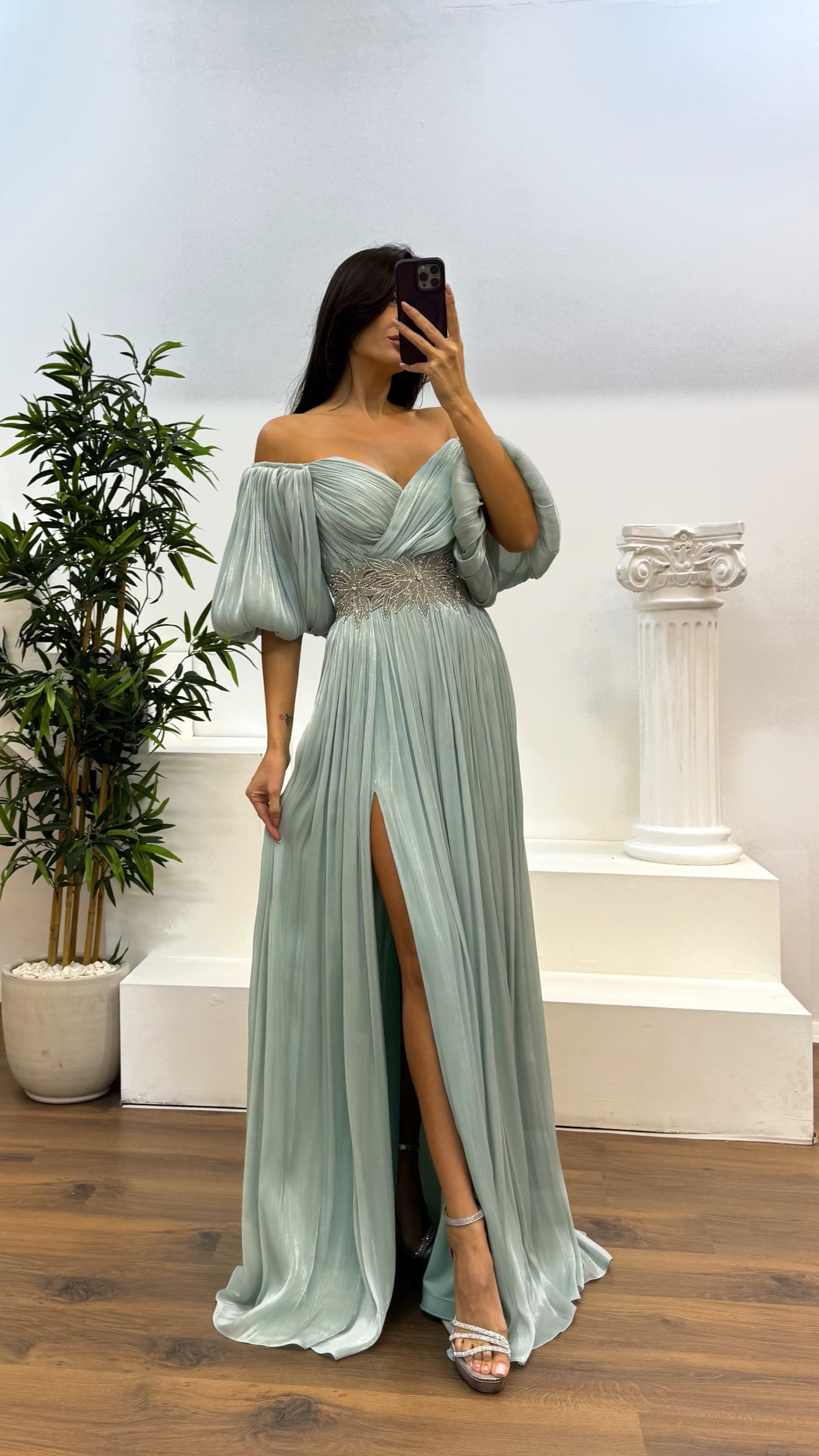 [Copy]Green Asymmetric Cut Waist Bow Evening Dress