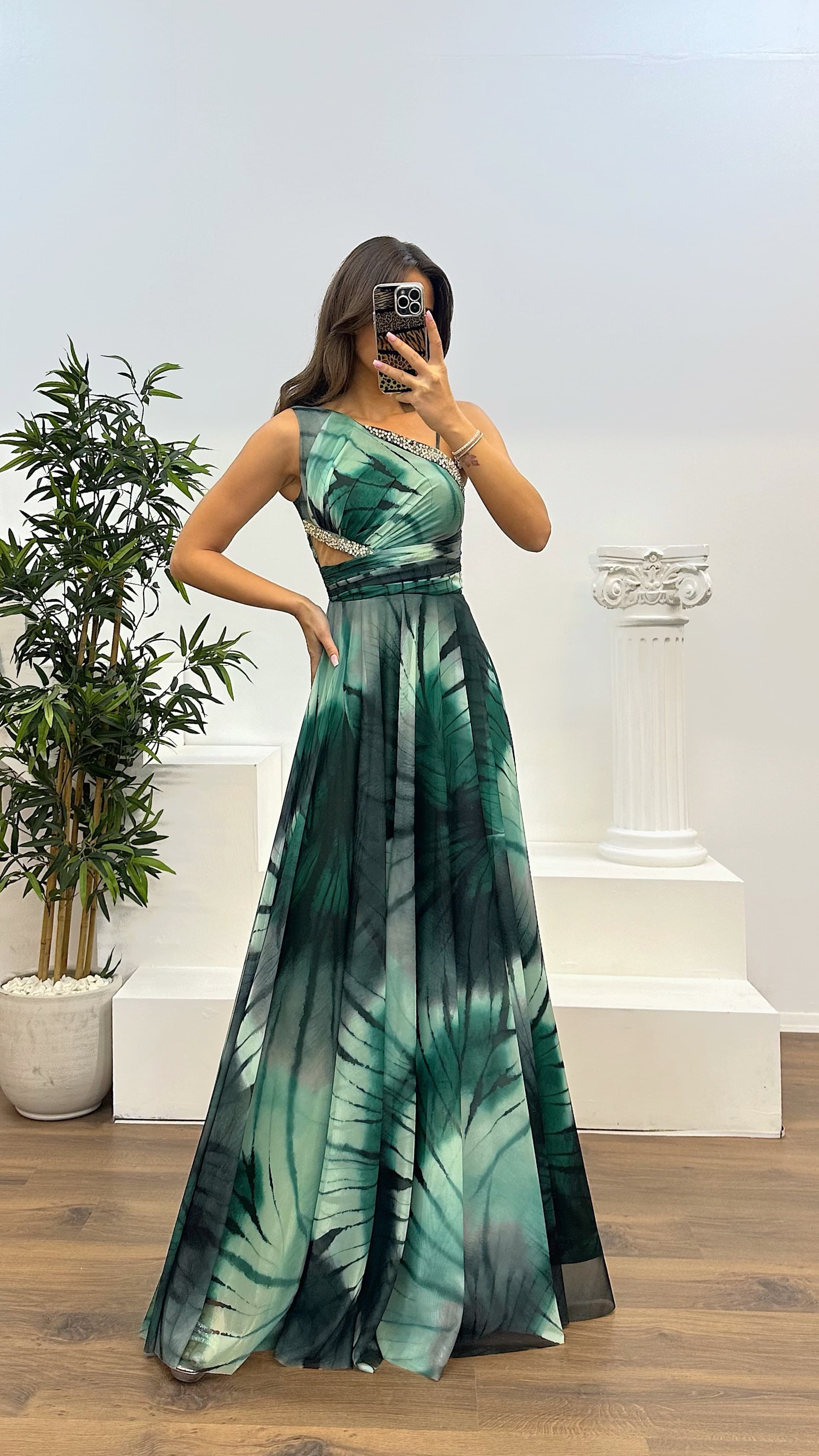 One Shoulder Waist Transparent Embroidery Detail Evening Dress