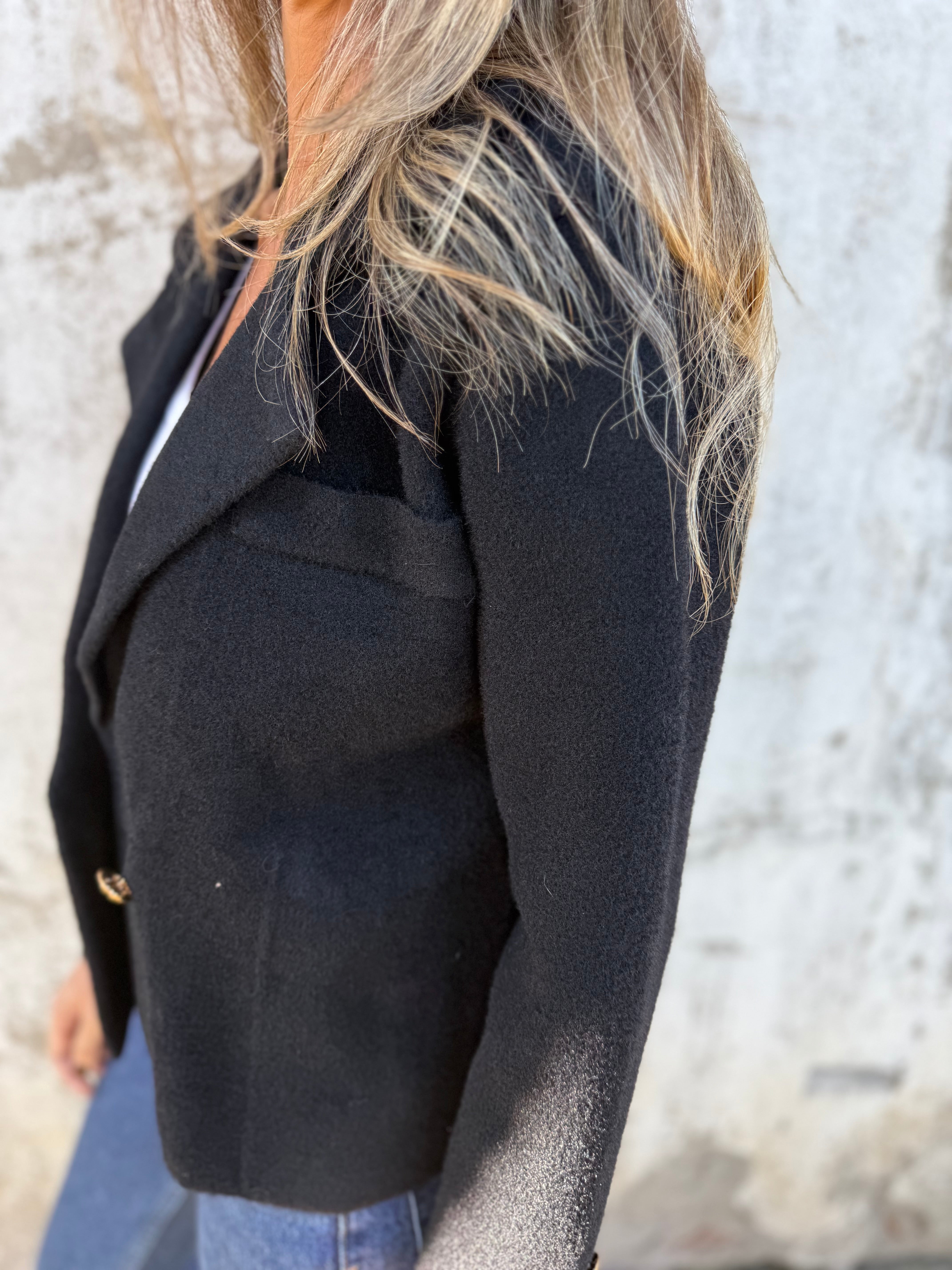 Black Almudena jacket