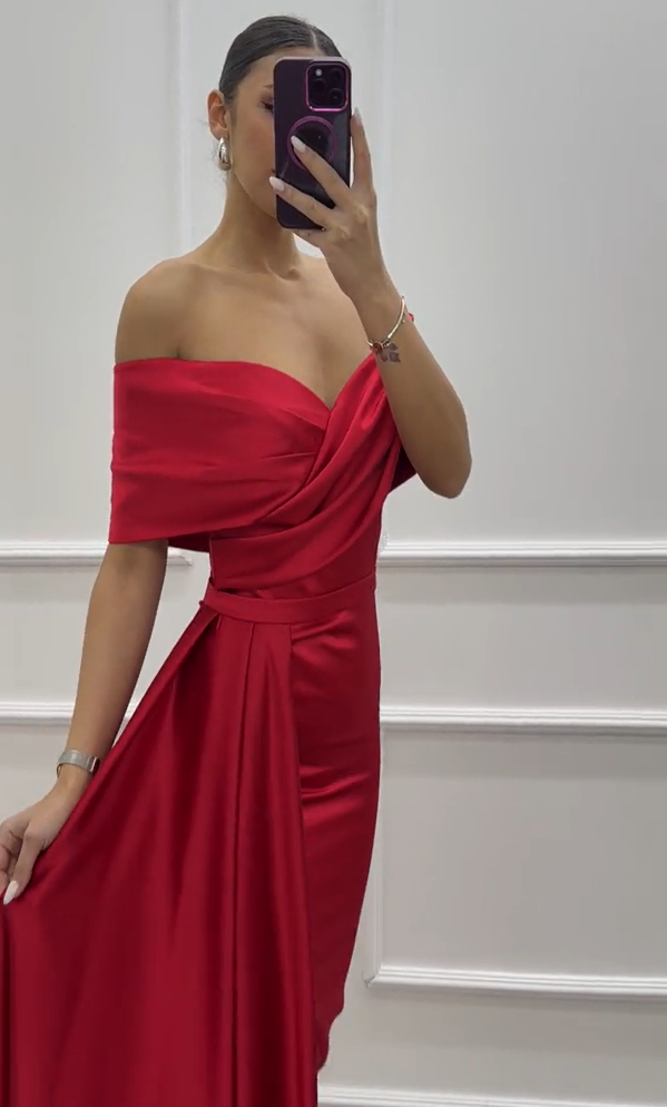 RUBY OFF-SHOULDER TWISTED ELEGANCE EVENING DRESS