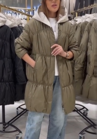 Color-blocked hooded down jacket