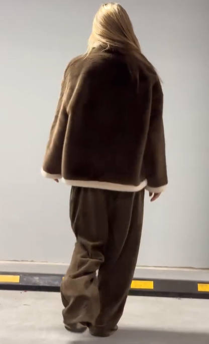 Contrast-trimmed cropped faux fur jacket