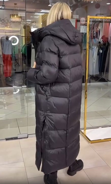Extra-Long Hooded Down Jacket (Built-in Shoulder Strap Design)