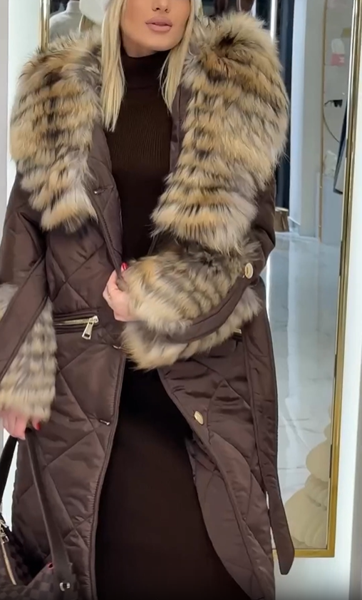 Diamond-Quilted Puffer Coat with Faux Fur Collar