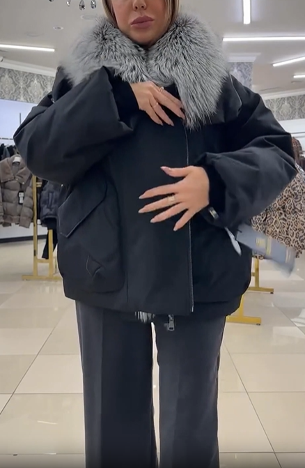 Oversized Puffer Jacket with Faux Fur Collar