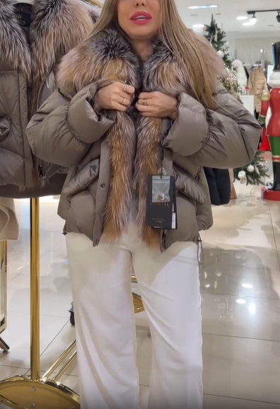 Cropped Puffer Jacket with Oversized Faux Fur Collar