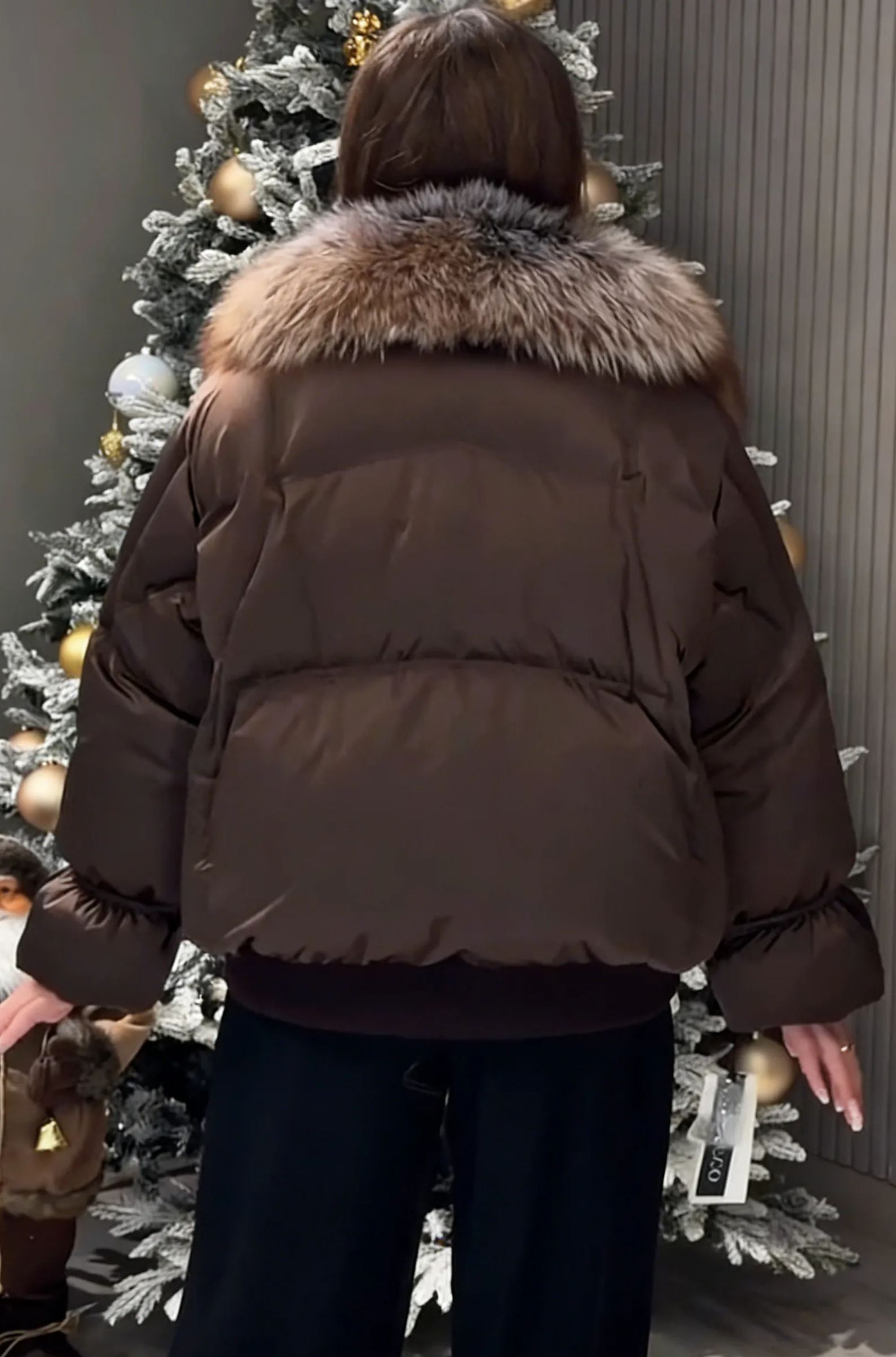 Cropped Puffer Jacket with Oversized Faux Fur Collar