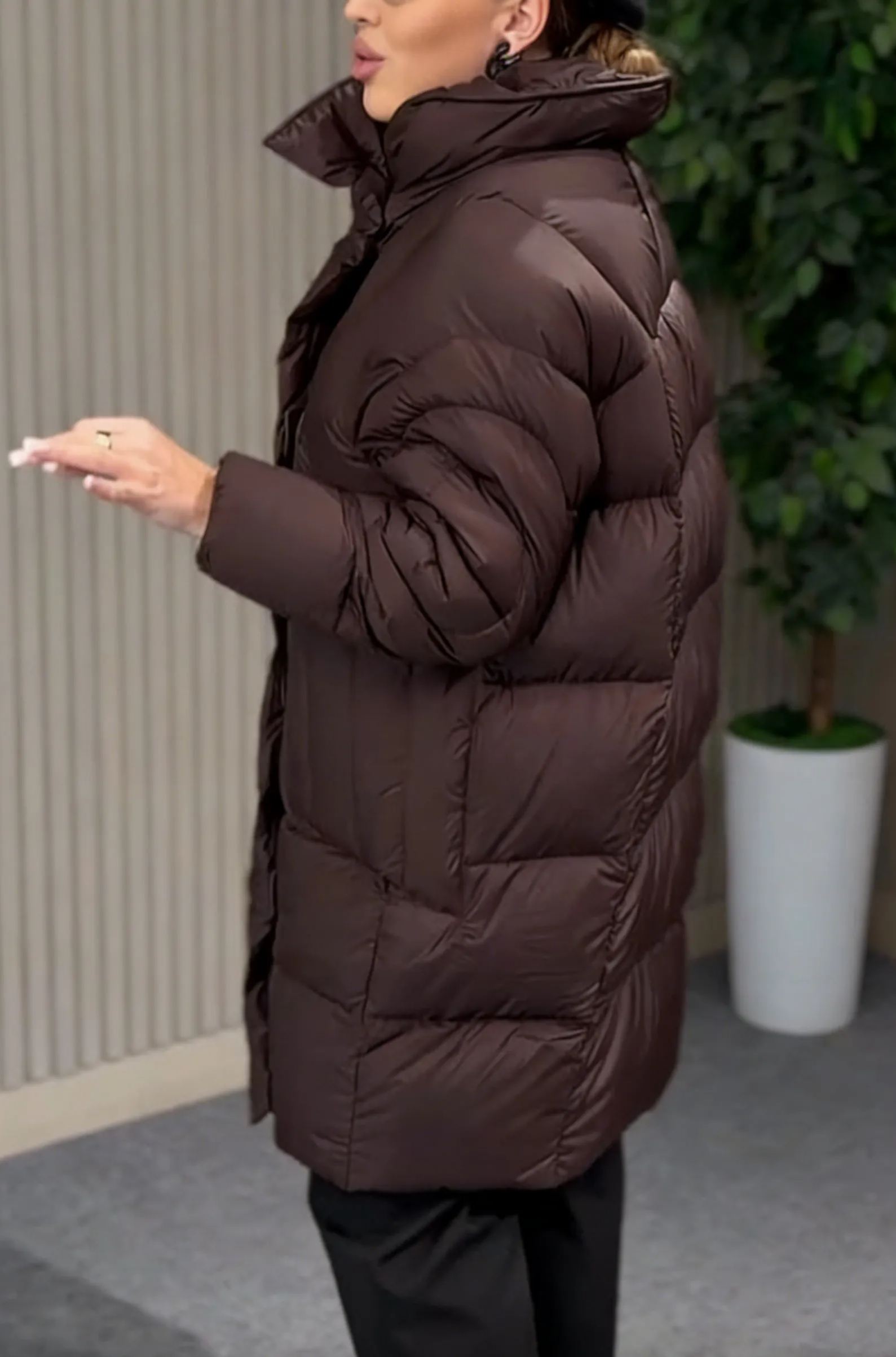 Black Mid-Length Puffer Coat with Magnetic Snap & Hidden Zipper