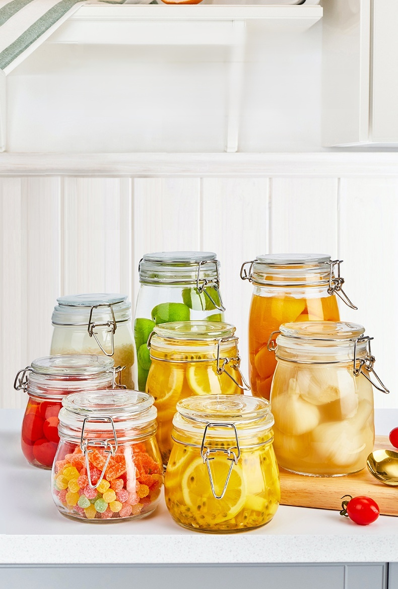 Versiegeltes Glasgefäß mit Deckel für Honig und Marmelade