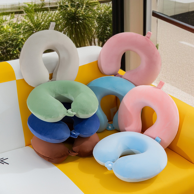 Elastisches und ergonomisches Nackenkissen