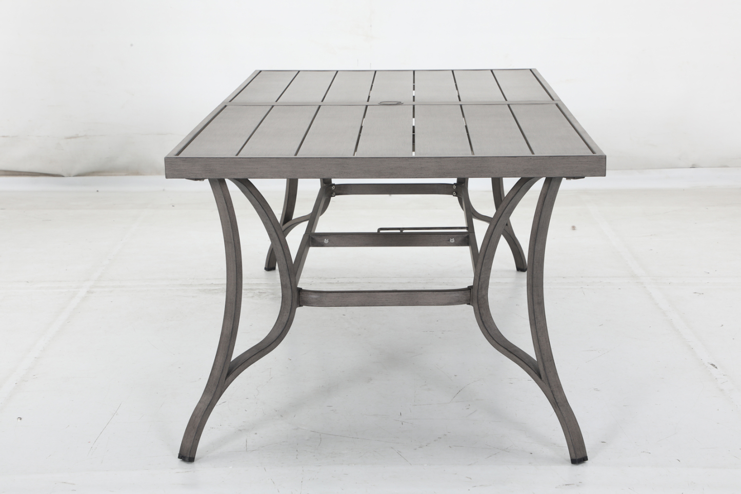 6 swivel chairs+12 cushions+1 table