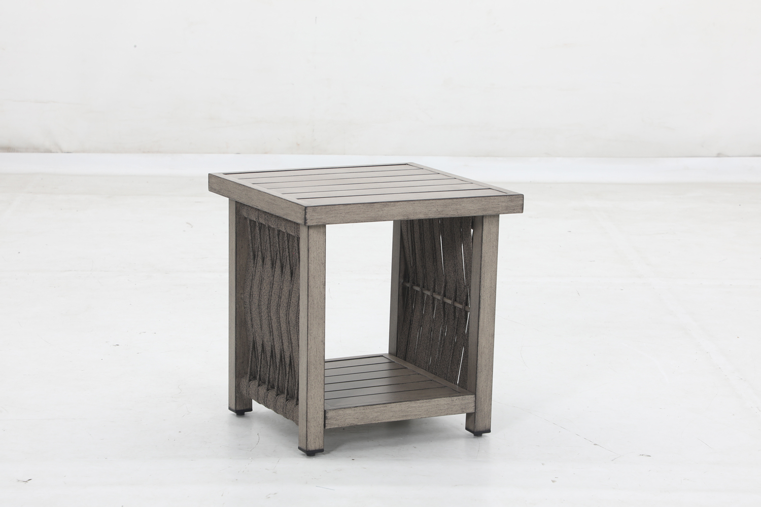 2 Swivel Sofa+4 cushions+1 coffee table