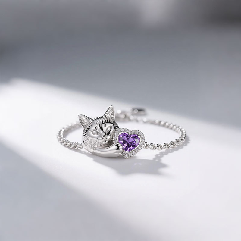 Anyes Halo Heart-cut Amethyst Persian Cat Bracelet